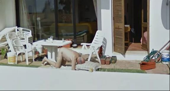 Mature whore masturbate dick and pissing